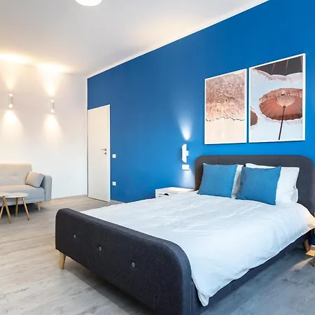 Apartment Blue Design In Magheru