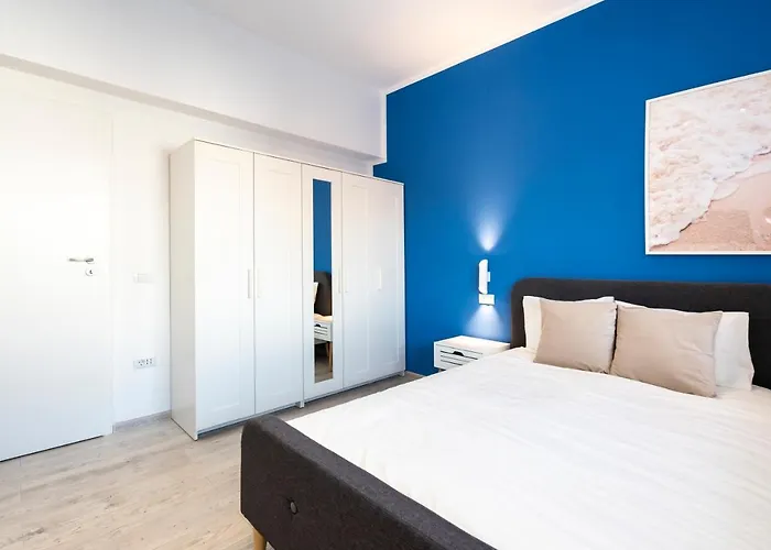 Blue Design In Magheru *