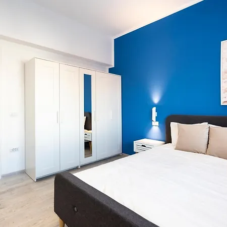 Blue Design In Magheru *