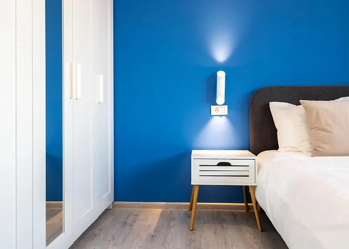 Blue Design In Magheru Appartement Boekarest